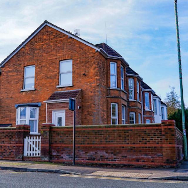Bedford Rd Apartment Ideal For Hospital & Town Centre Kempston Exterior photo